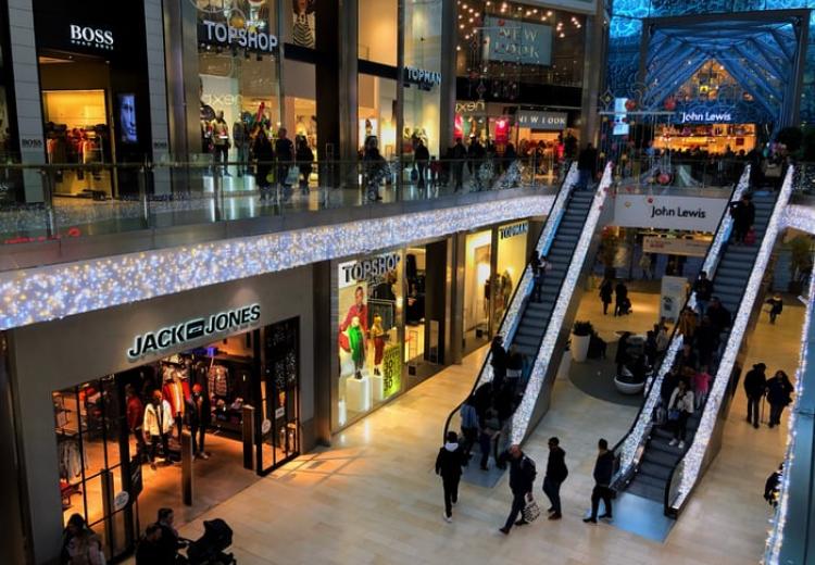 האם מותר לקבוע השם Lord או God עבור בית עסק למרות שבהזכרת שמות אלו מתכוונים לה'?